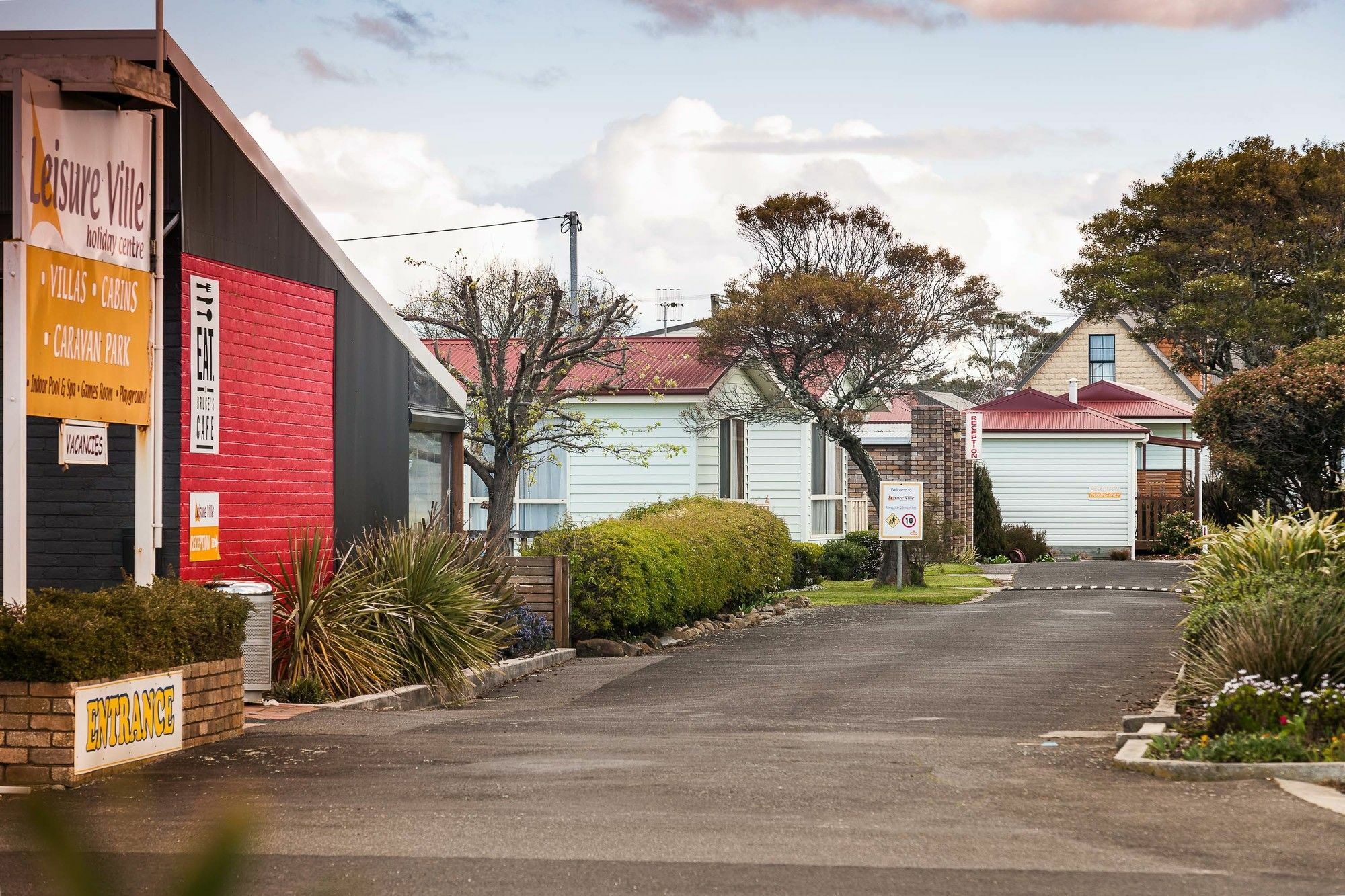 Leisure Ville Holiday Centre Wynyard Exterior photo
