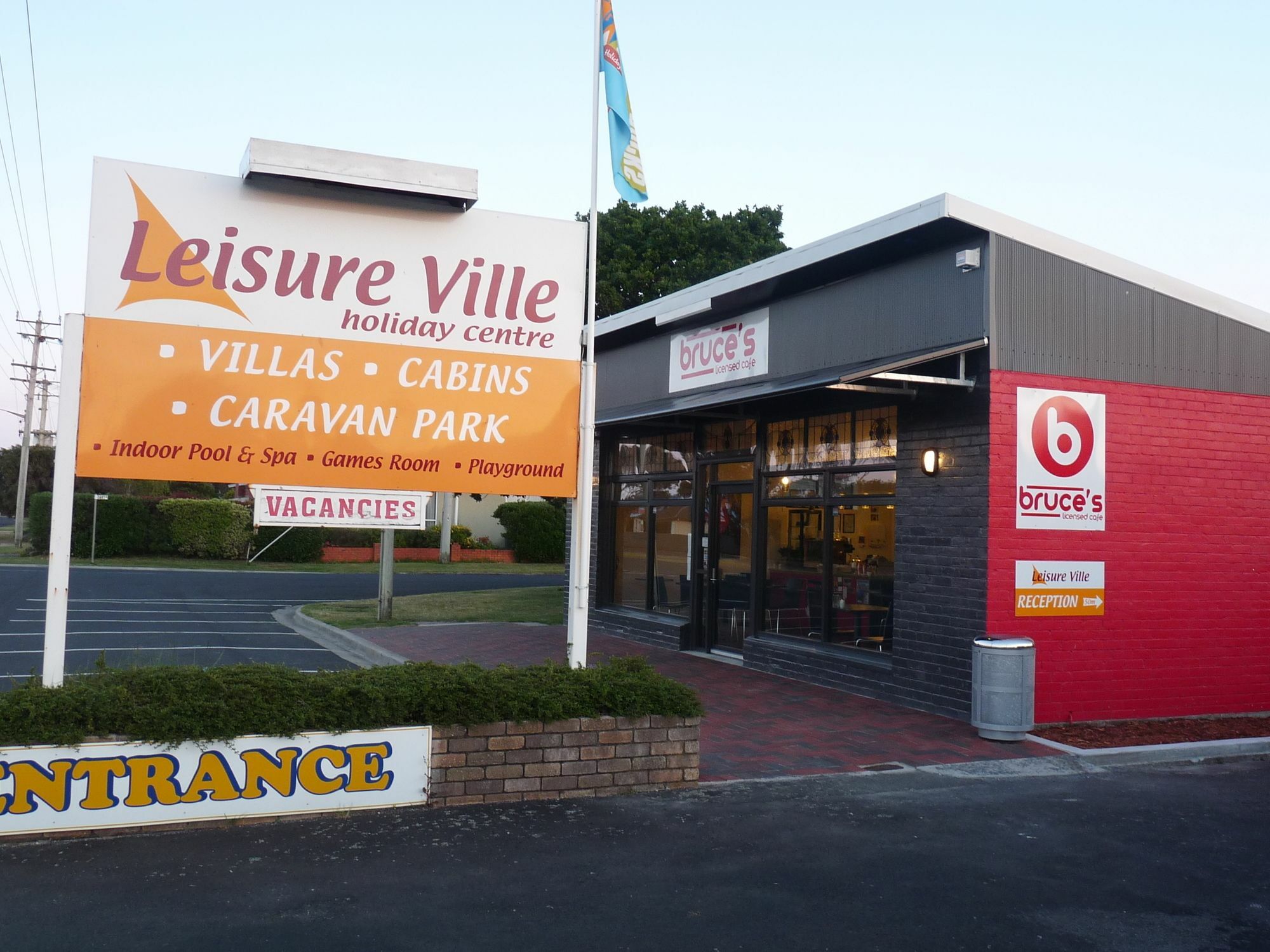 Leisure Ville Holiday Centre Wynyard Exterior photo